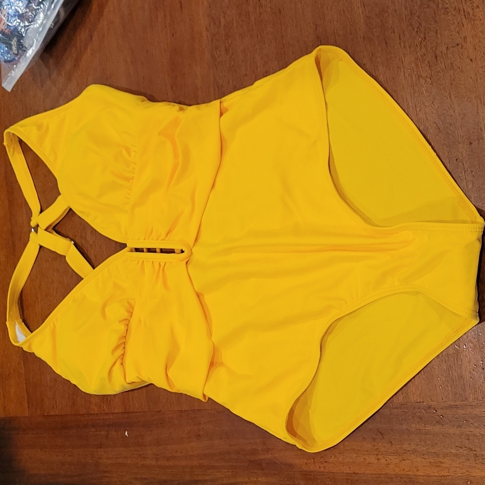 Adorable lace up swimsuit NWT